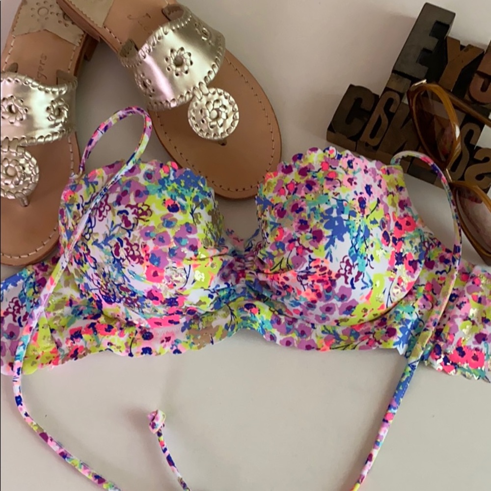 🏊‍♀️VICTORIA’S SECRET Underwire Swim Suit Top - Picture 3 of 8